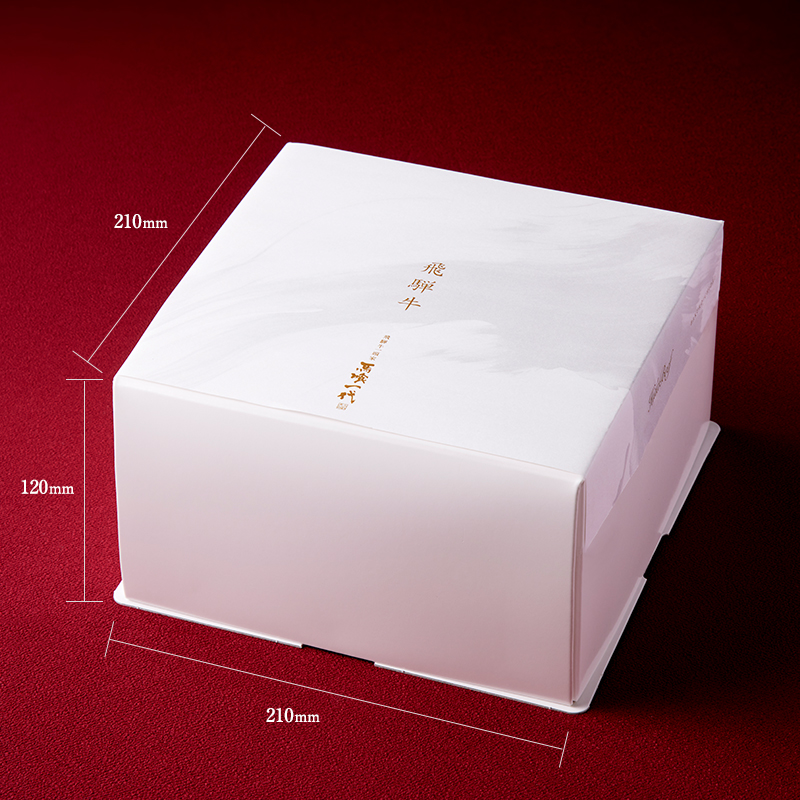 飛騨牛ケーキ、箱の大きさ